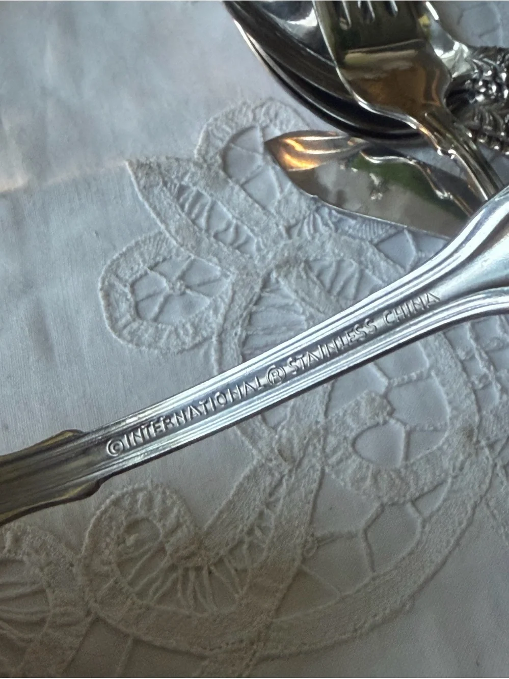International colonial Shell stainless spoon flatware replacement